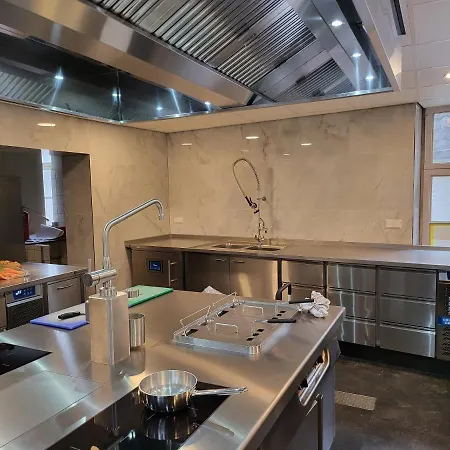 Szálloda Crasborn 3*