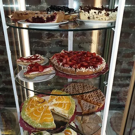 Crasborn Szálloda 3*