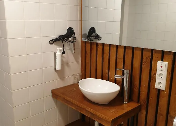 Logis Crasborn 3* Торн