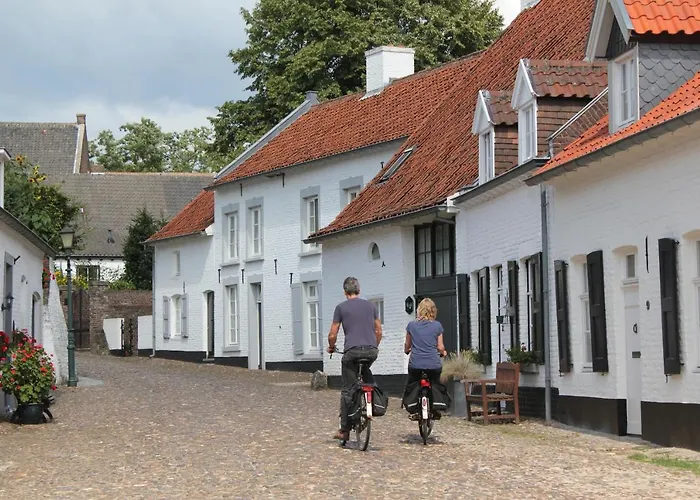 Отель Logis Crasborn