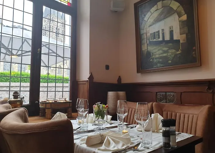 Logis Crasborn 3* Торн