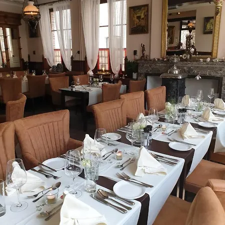 Crasborn Hotel 3*