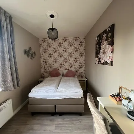 Hotel Crasborn 3*