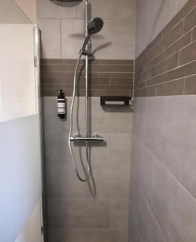 Logis Crasborn Hotel